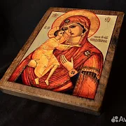 Икона Божией Матери "Феодоровская" с ковчегом — необычный подарок — фотография 3
