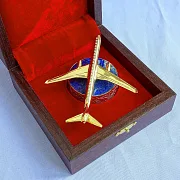 Подарочный сувенир «Самолет» с золочением и лазуритом — фотография 4