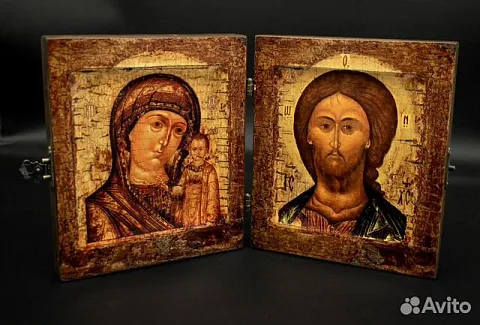 В подарок: Складень деревянный. Богоматерь Казанская и Спасит
