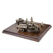Диорама «Советская полевая кухня. Зима 1943 г.» из бронзы и ясеня, 1:35 — необычный подарок — фотография 7