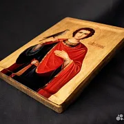 Икона деревянная с ковчегом "Святой Трифон" — оригинальный подарок — фотография 5