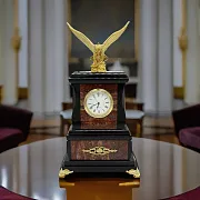 Винтажные настольные часы «Орел» — необычный подарок — фотография 1